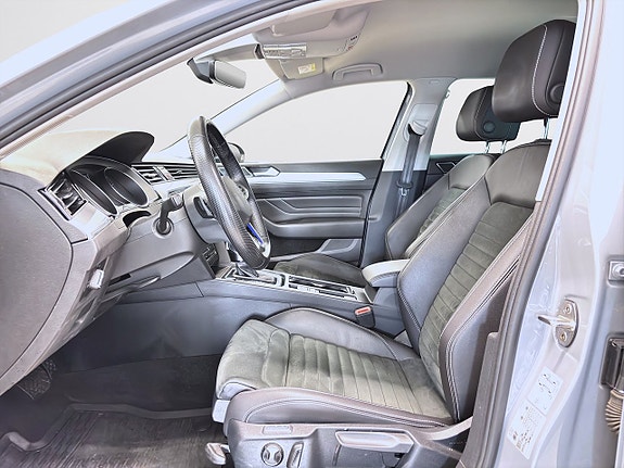 Volkswagen Passat 8 of 18