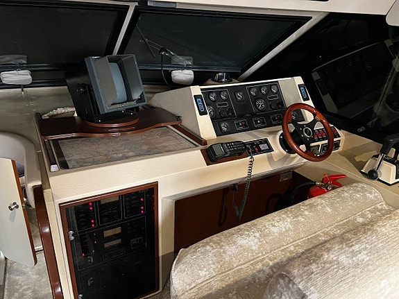 Princess 435 AC -91 | 2 x Volvo Penta TAMD71A | Mycket nytt! 10 of 12