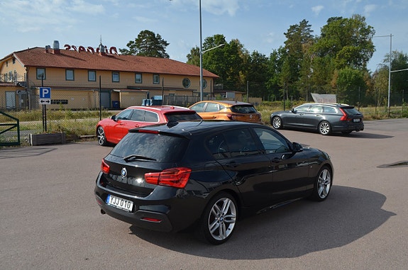 BMW 118d 6 of 23