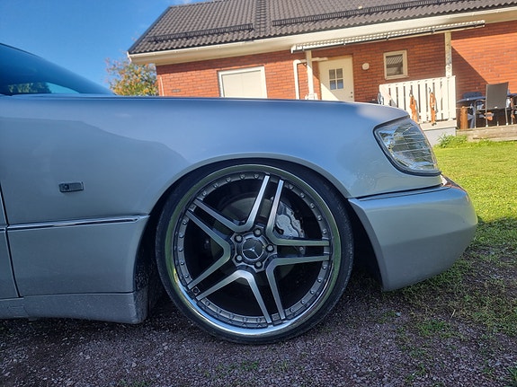 Mercedes-Benz S350 5 of 6