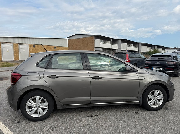 Volkswagen Polo 6 of 13