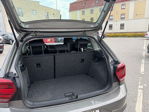 Volkswagen Polo 11 of 13