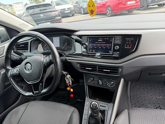 Volkswagen Polo 8 of 13