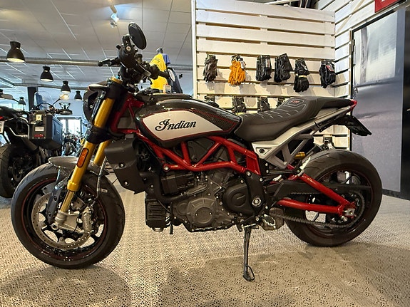Indian FTR 1200 R Carbon 8 of 12