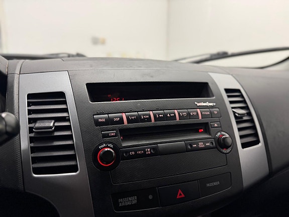 Mitsubishi Outlander 13 of 22