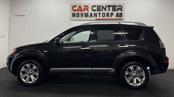 Mitsubishi Outlander 2 of 22