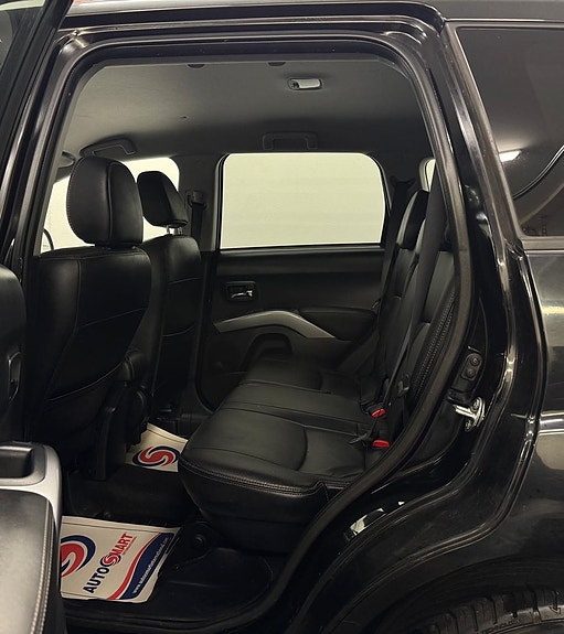 Mitsubishi Outlander 19 of 22