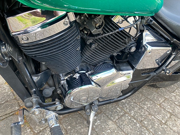 Honda VT750DC Black Widow 3 of 6
