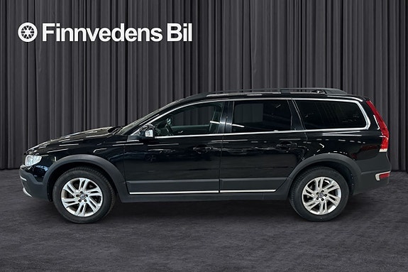 Volvo XC70 3 of 17