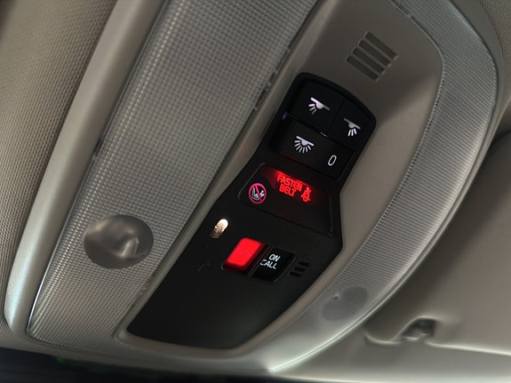 Volvo V70 19 of 30