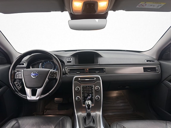 Volvo V70 14 of 30