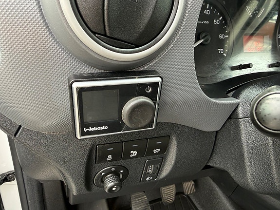 Peugeot Partner 11 of 13