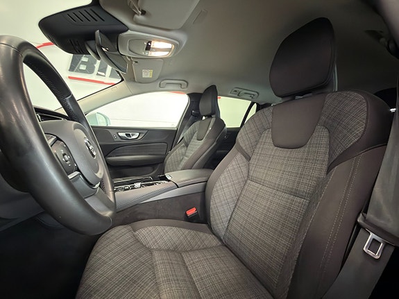 Volvo V60 6 of 16