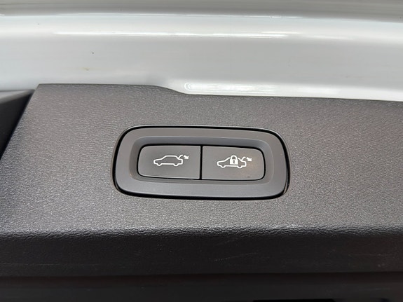 Volvo V60 14 of 16