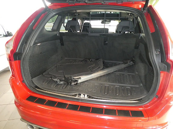 Volvo XC60 4 of 7