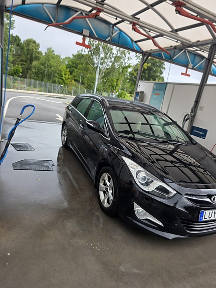 Hyundai i40 3 of 8