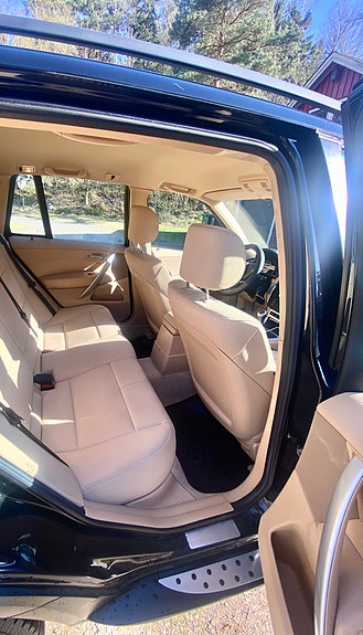 BMW X3 6 of 7