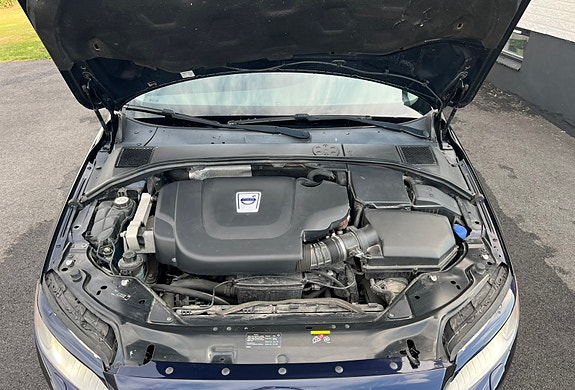 Volvo V70 14 of 18