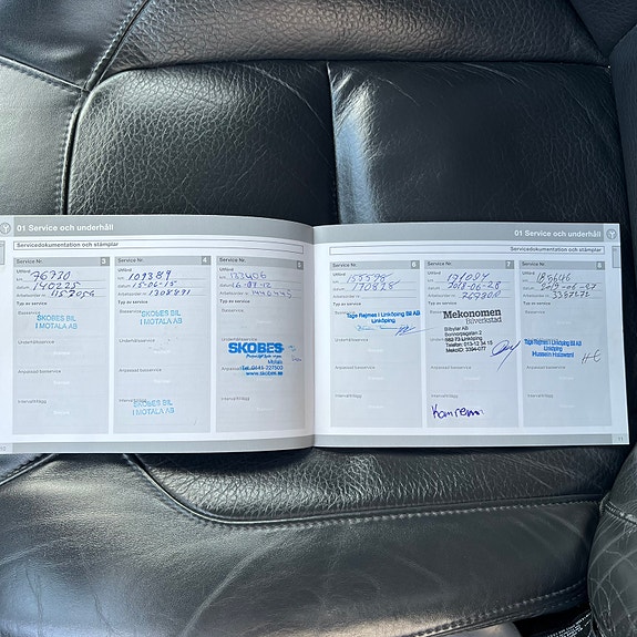 Volvo V70 16 of 18