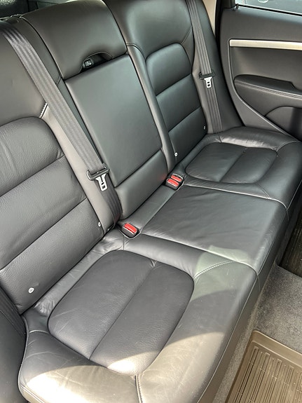 Volvo V70 11 of 18