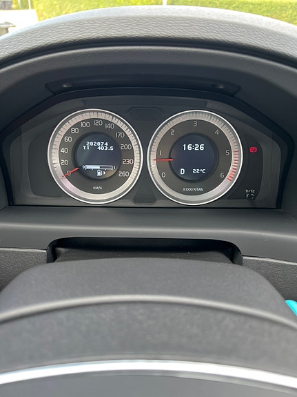 Volvo V70 12 of 18