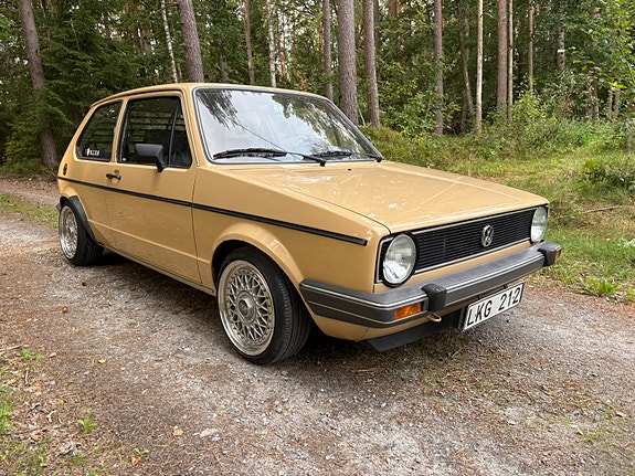 Volkswagen Golf I 3 of 6