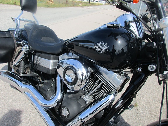 Harley-Davidson Fat Bob FXDF 3 of 5