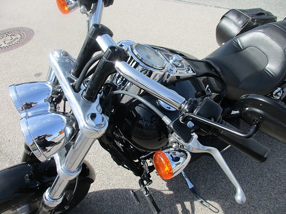 Harley-Davidson Fat Bob FXDF 5 of 5