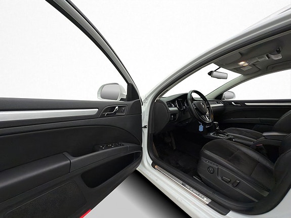 Skoda Superb 11 of 28