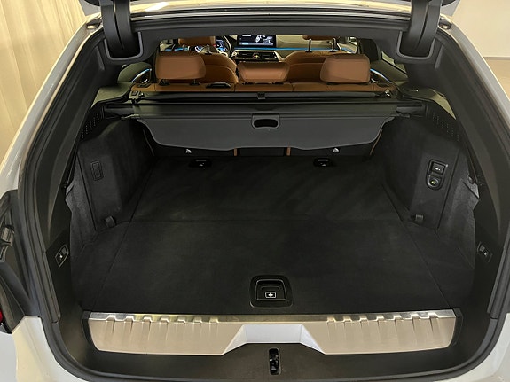 BMW 530e 15 of 23