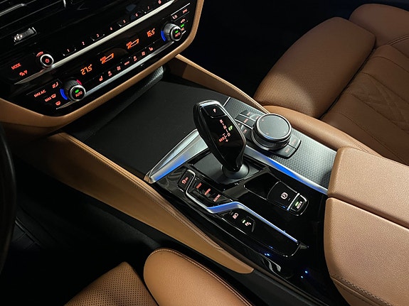 BMW 530e 22 of 23