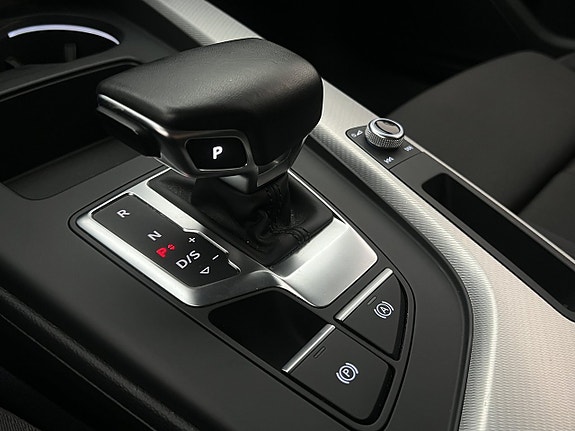 Audi A4 27 of 30