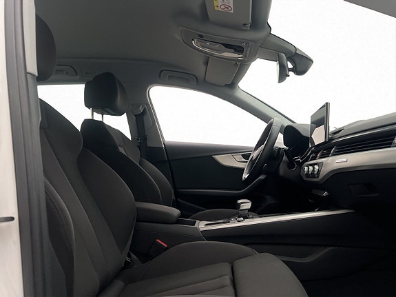 Audi A4 15 of 30