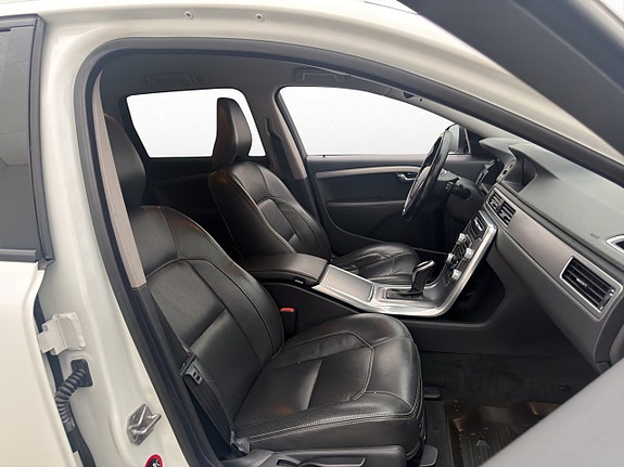 Volvo V70 25 of 30