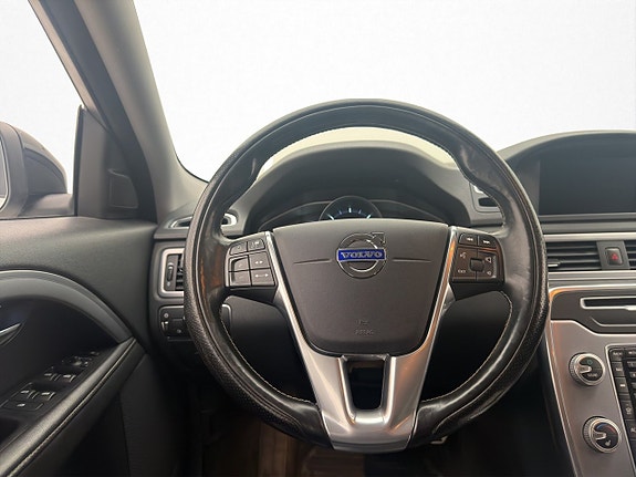 Volvo V70 13 of 30