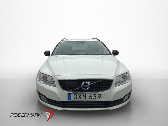 Volvo V70 2 of 30