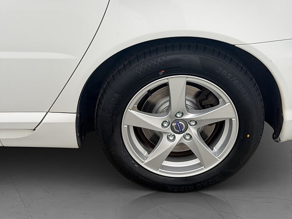 Volvo V70 28 of 30