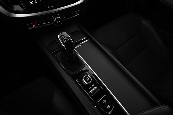 Volvo V60 25 of 29