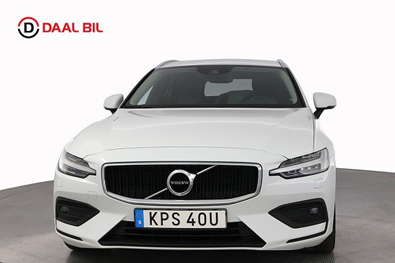 Volvo V60 2 of 29