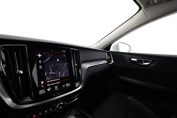 Volvo V60 24 of 29