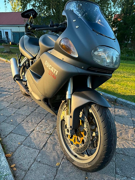 Ducati ST4s 3 of 6