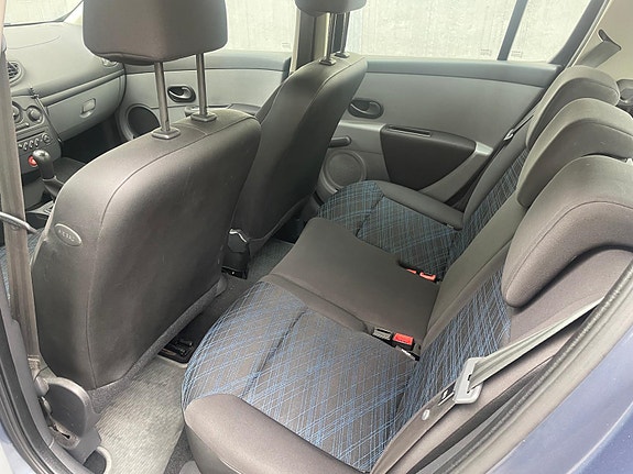 Renault Clio 7 of 7