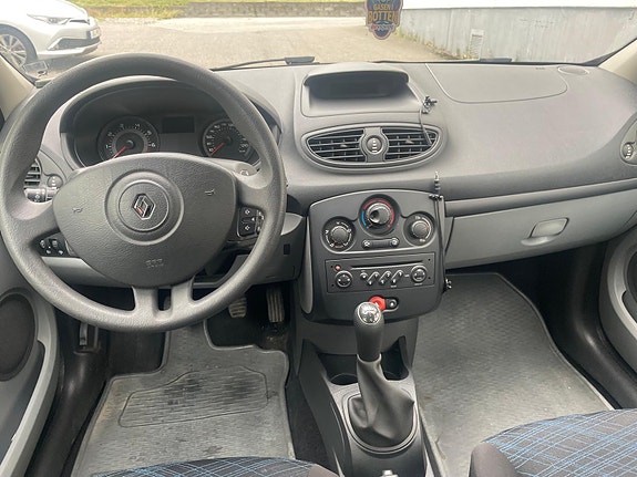 Renault Clio 5 of 7
