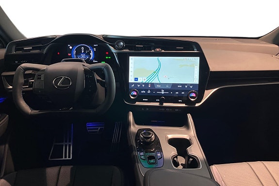 Lexus RZ550e 14 of 20