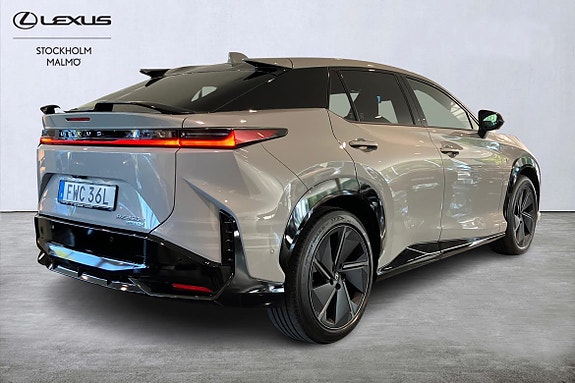 Lexus RZ550e 5 of 20