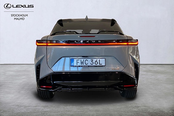 Lexus RZ550e 12 of 20