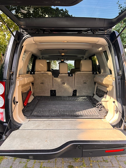 Land Rover Discovery 4 7 of 24