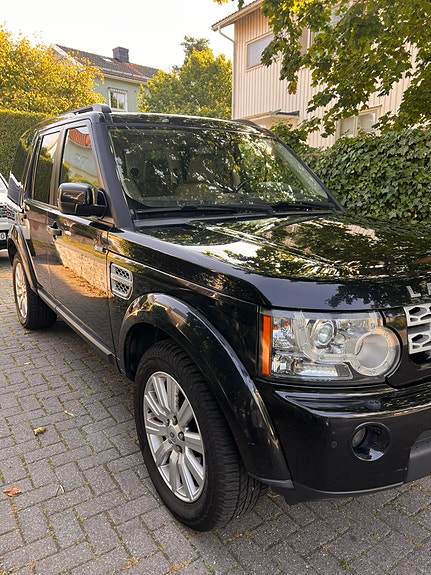 Land Rover Discovery 4 3 of 24