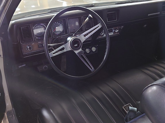 Buick Skylark 4 of 5