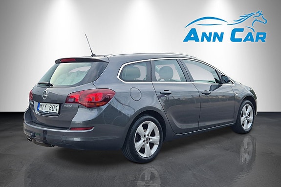 Opel Astra 4 of 9